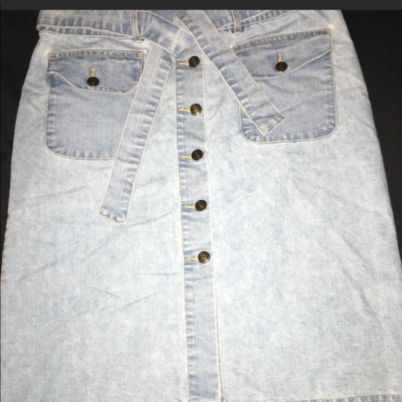 Stone Washed - Jean Skirt - Picture 1 of 3